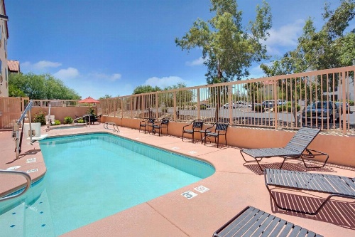 Baymont by Wyndham Tucson Airport image 14