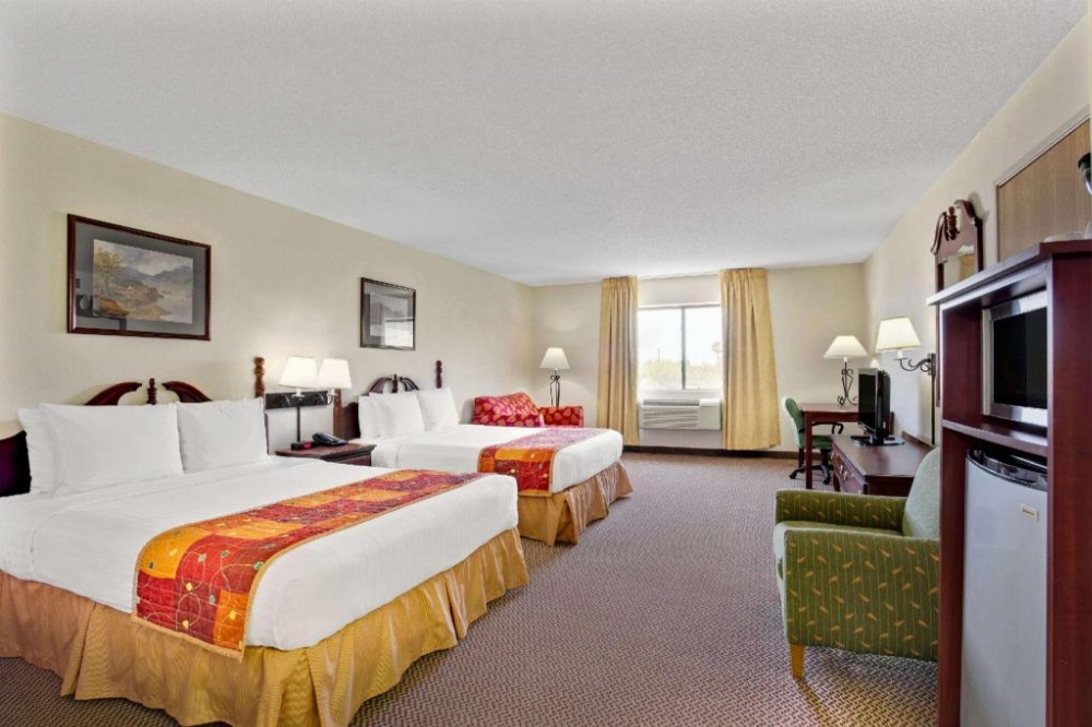 Baymont by Wyndham Tucson Airport Main image