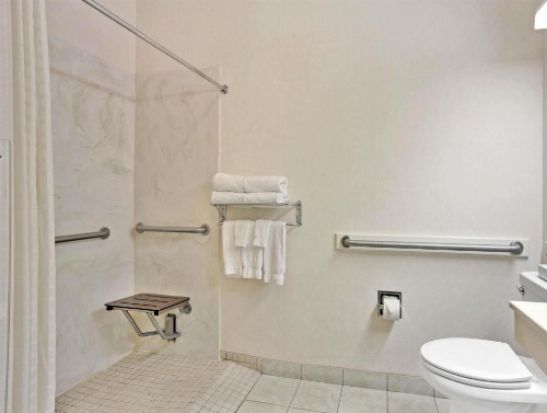 Baymont by Wyndham Tucson Airport image 7